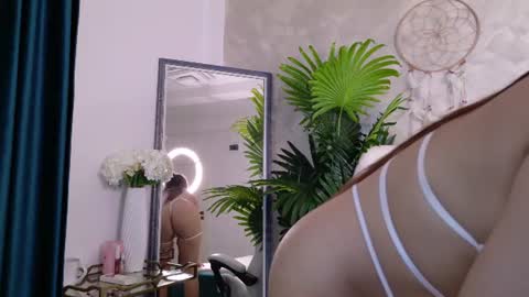  AzzaLee  online show from 06-23-26, 05:49