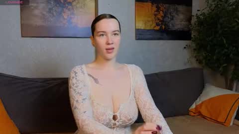 Jess online show from 11-22-25, 09:19