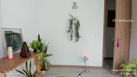 Snapshot of _bellaela chatting on 11-09-25, 09:02 Ella online show from 11-09-25, 09:02