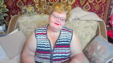 Snapshot of _big_beautiful_love_ chatting on 10-04-25, 07:34 Louise ONLY IN PVT Masturbation with dildo and cum Naked Show and play with pussy Blow job Hand job ONLY IN PVT online show from 10-04-25, 07:34