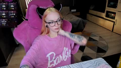 Olivia Subscribe to my Fansly -   online show from 04-19-26, 12:00