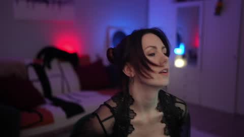 Lili online show from 02-09-26, 05:44