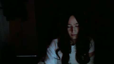 Snapshot of _brodie_x chatting on 12-04-25, 05:17 Bella online show from 12-04-25, 05:17