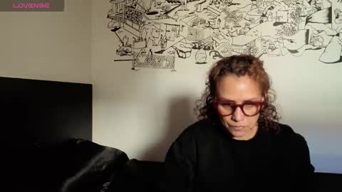 Snapshot of _candela_v chatting on 03-15-26, 12:33 _candela_v online show from 03-15-26, 12:33