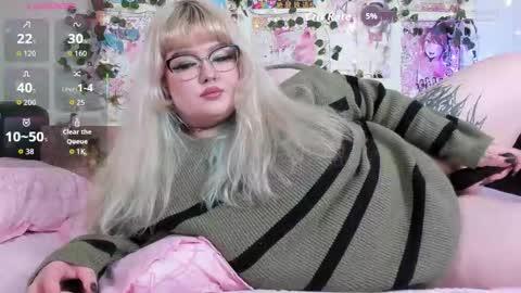 Snapshot of _candym1lky_ chatting on 03-13-26, 08:21 _candym1lky_ online show from 03-13-26, 08:21
