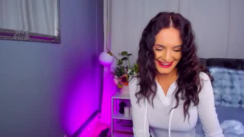 Snapshot of _carlawhite_ chatting on 03-25-26, 04:40 _carlawhite_ online show from 03-25-26, 04:40