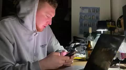 Snapshot of _carlito chatting on 01-26-25, 02:24 Carlos online show from 01-26-25, 02:24