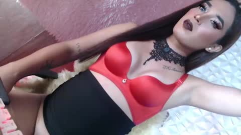 Caroline online show from 01-26-25, 01:15