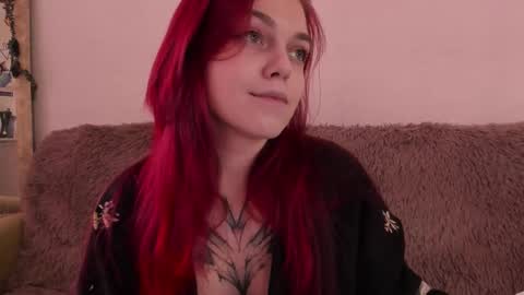 Caroline online show from 03-08-26, 12:20