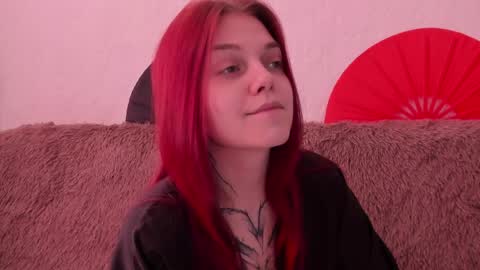 Snapshot of _caroline_coy chatting on 04-09-26, 11:48 Caroline online show from 04-09-26, 11:48