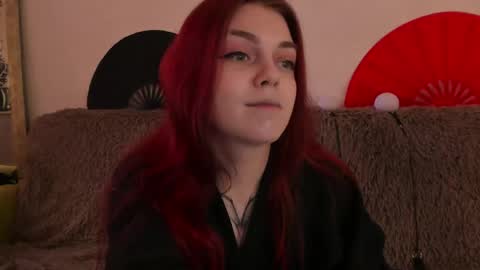 Snapshot of _caroline_coy chatting on 04-25-26, 12:30 Caroline online show from 04-25-26, 12:30
