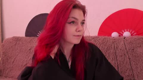 Snapshot of _caroline_coy chatting on 04-27-26, 11:19 Caroline online show from 04-27-26, 11:19