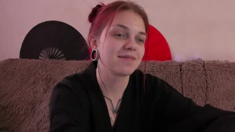 Snapshot of _caroline_coy chatting on 05-03-26, 10:54 Caroline online show from 05-03-26, 10:54