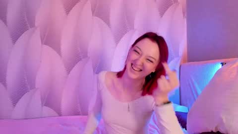 Christina Chris online show from 03-09-25, 05:33