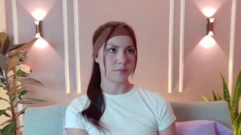 Snapshot of _celestee_1 chatting on 02-20-26, 09:15 Celeste online show from 02-20-26, 09:15