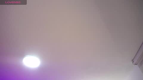 Snapshot of _charlotte_collins_ chatting on 06-04-26, 03:29 _charlotte_collins_ online show from 06-04-26, 03:29