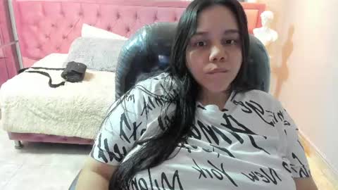 _chelsea_24 online show from 06-19-26, 03:22