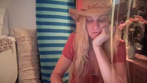 Chelsea xo online show from 10-01-25, 03:56