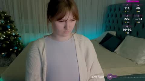 Snapshot of _chlo_e chatting on 12-14-24, 12:55 Alisa NO NUDE online show from 12-14-24, 12:55