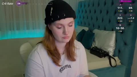 Snapshot of _chlo_e chatting on 12-17-24, 01:39 Alisa NO NUDE online show from 12-17-24, 01:39