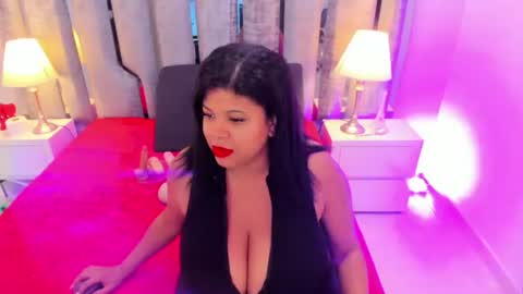 _ciara_benet_ online show from 06-19-26, 11:47
