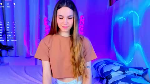 Snapshot of _cindy_lou_ chatting on 09-25-25, 08:23 Cindy . online show from 09-25-25, 08:23