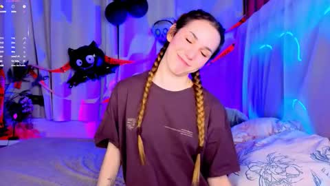 Snapshot of _cindy_lou_ chatting on 10-31-25, 08:54 Cindy . online show from 10-31-25, 08:54