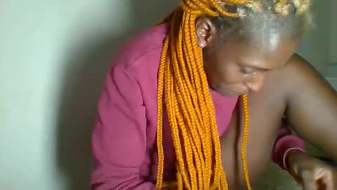 clara online show from 01-22-25, 08:40