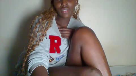 clara online show from 02-14-25, 09:03