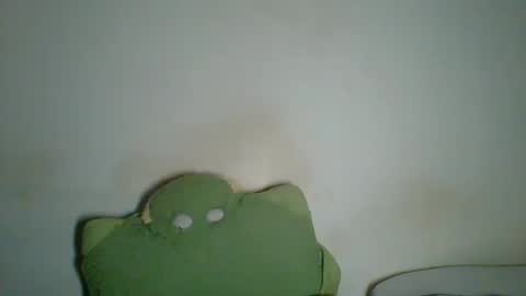 clara online show from 02-28-25, 04:32