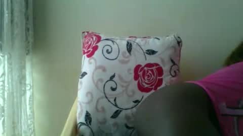 clara online show from 11-23-25, 10:48