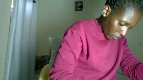 clara online show from 06-18-26, 06:13