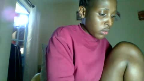 clara online show from 06-18-26, 09:36