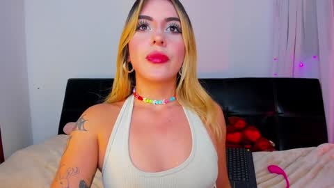 Snapshot of _cloe_1 chatting on 02-04-25, 01:56 Chloe online show from 02-04-25, 01:56