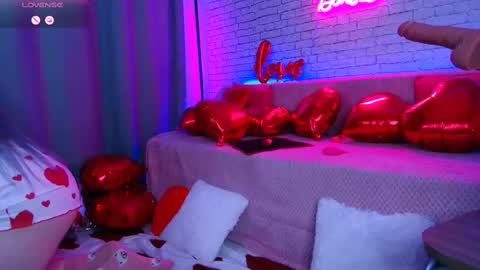 Nica online show from 02-14-25, 01:13