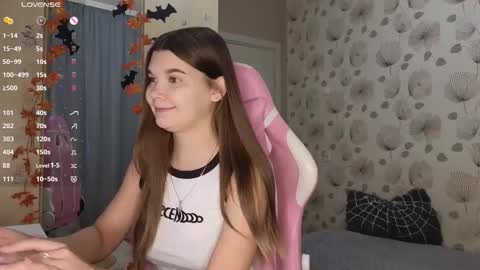 _cute_ice online show from 10-19-25, 05:52