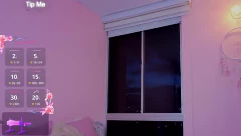 Snapshot of _cute_isabella_ chatting on 07-15-26, 11:43 _cute_isabella_ online show from 07-15-26, 11:43