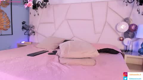 Snapshot of _dahiana_1 chatting on 03-10-26, 01:54 Dahiana Lincoln online show from 03-10-26, 01:54