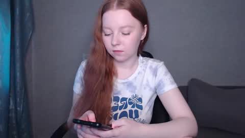 Snapshot of _damnbaby chatting on 12-17-24, 08:12 _damnbaby online show from 12-17-24, 08:12