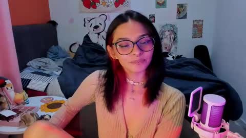 Snapshot of _dayanne_ chatting on 12-04-24, 01:36 Pao online show from 12-04-24, 01:36