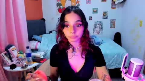 Snapshot of _dayanne_ chatting on 01-02-25, 01:38 Pao online show from 01-02-25, 01:38