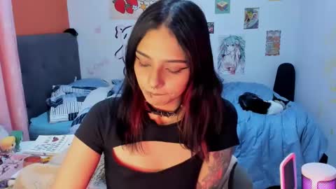 Snapshot of _dayanne_ chatting on 02-03-25, 02:47 Pao online show from 02-03-25, 02:47