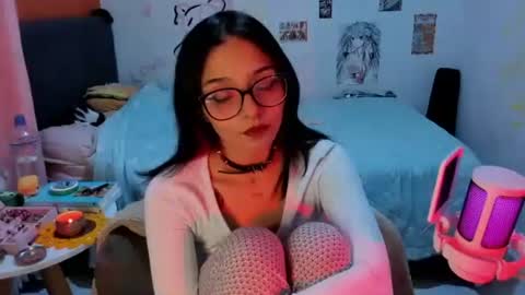 Snapshot of _dayanne_ chatting on 02-12-25, 03:51 Pao online show from 02-12-25, 03:51