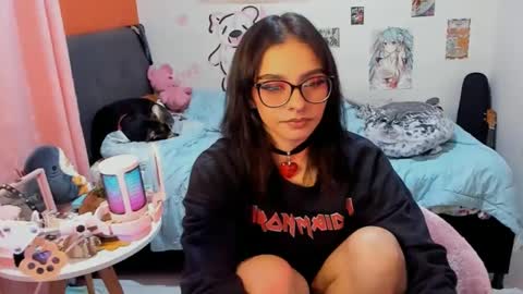 Snapshot of _dayanne_ chatting on 09-28-25, 03:01 Pao online show from 09-28-25, 03:01