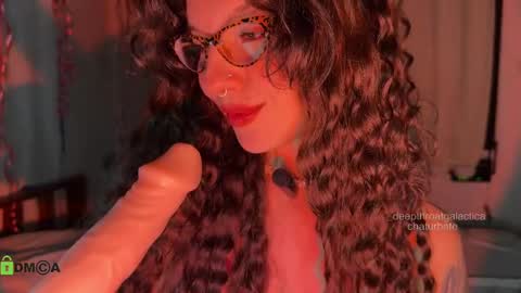 Snapshot of _deepthroatgalactica chatting on 02-11-25, 05:29 squirt queen Jasmine online show from 02-11-25, 05:29