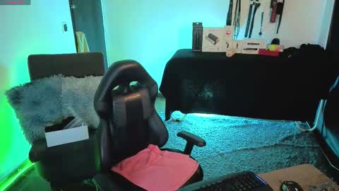 delacruz online show from 03-18-26, 01:36