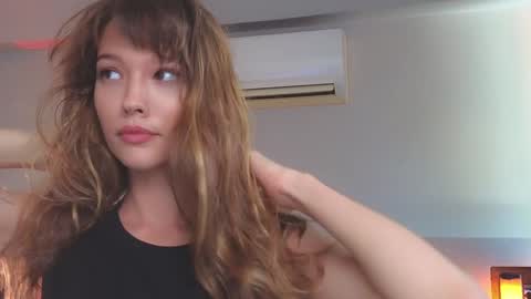DemiDee online show from 01-26-25, 05:56