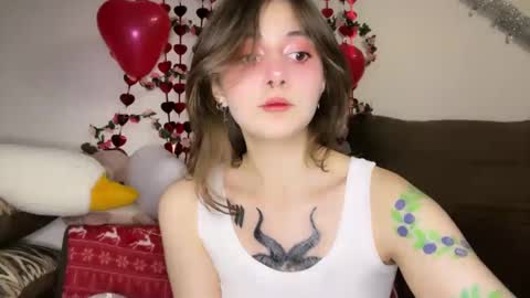 Snapshot of _devilbaby chatting on 02-17-25, 05:53 Kate online show from 02-17-25, 05:53
