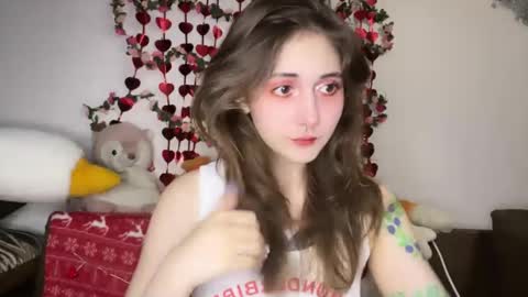 Snapshot of _devilbaby chatting on 02-19-25, 05:06 Kate online show from 02-19-25, 05:06