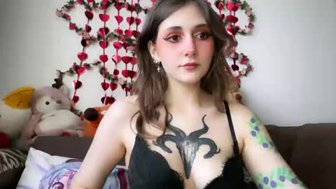 Snapshot of _devilbaby chatting on 03-05-25, 11:17 Kate online show from 03-05-25, 11:17
